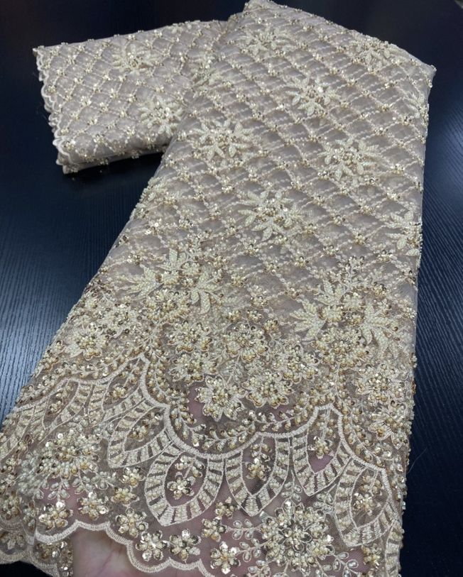High Quality Luxury Handbeaded Fabric Material EM05